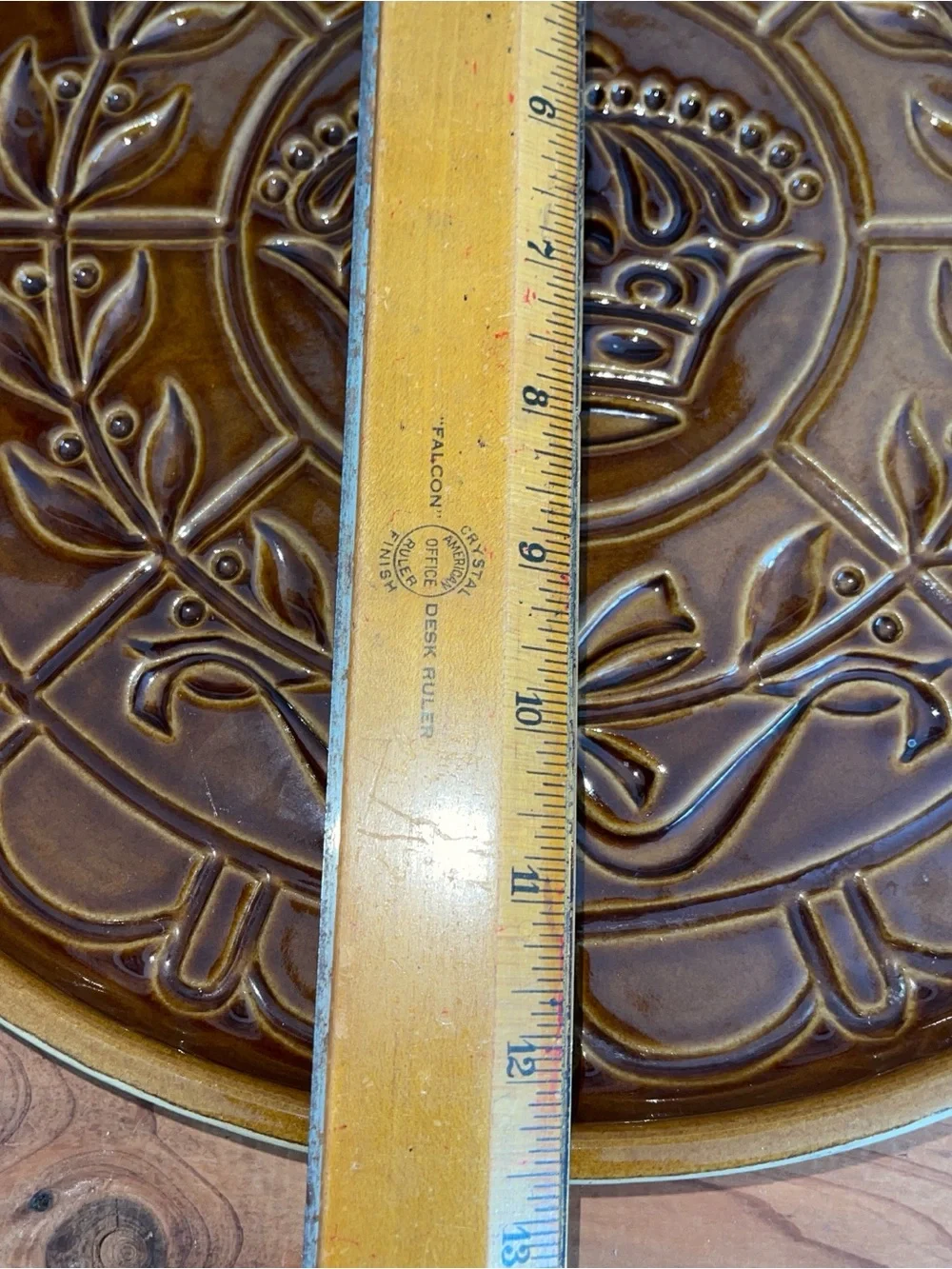 Vintage-Inspired Brown Decorative Ceramic Charger Plate
